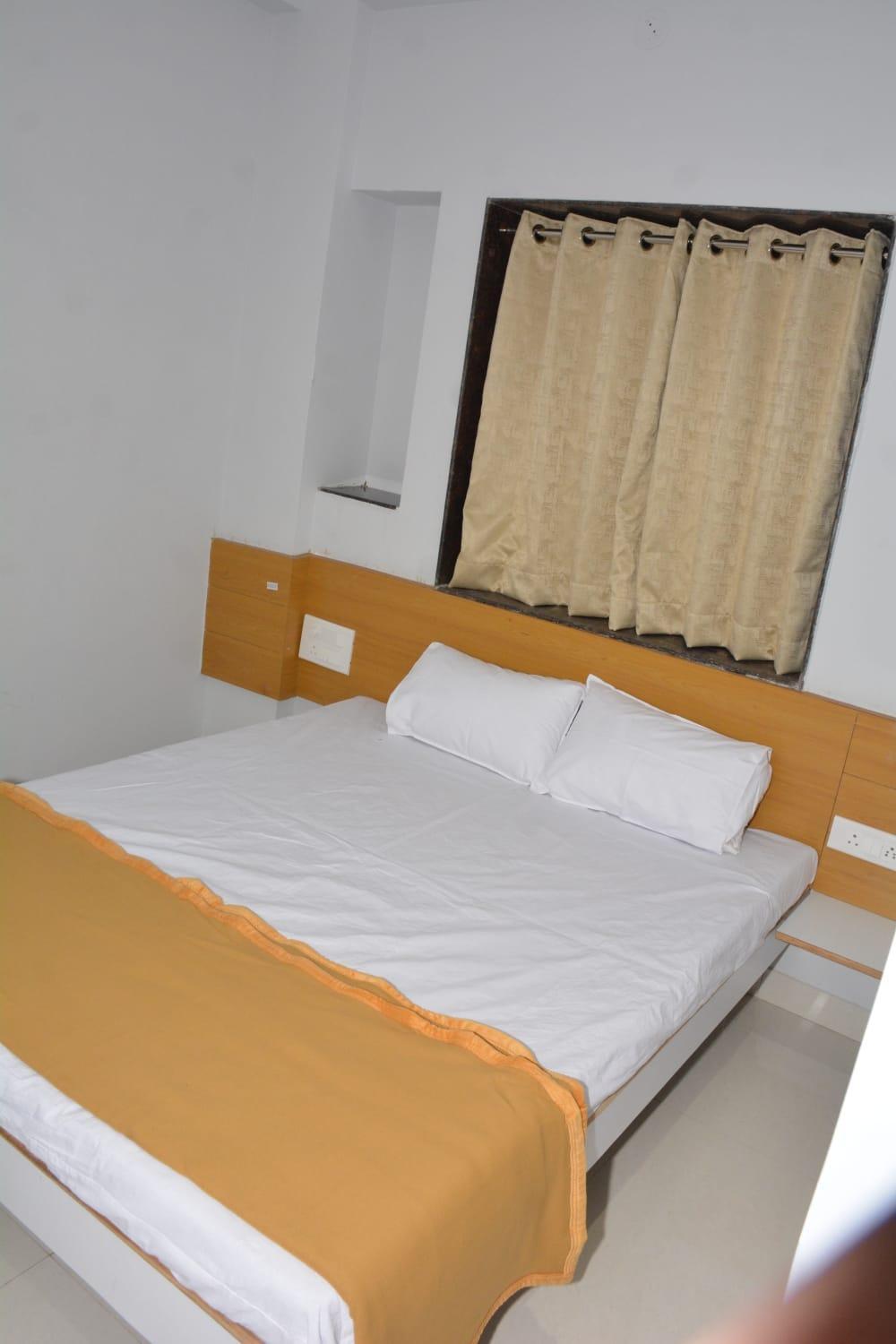 Vivanta Inn Lodge, סולאפור מראה חיצוני תמונה