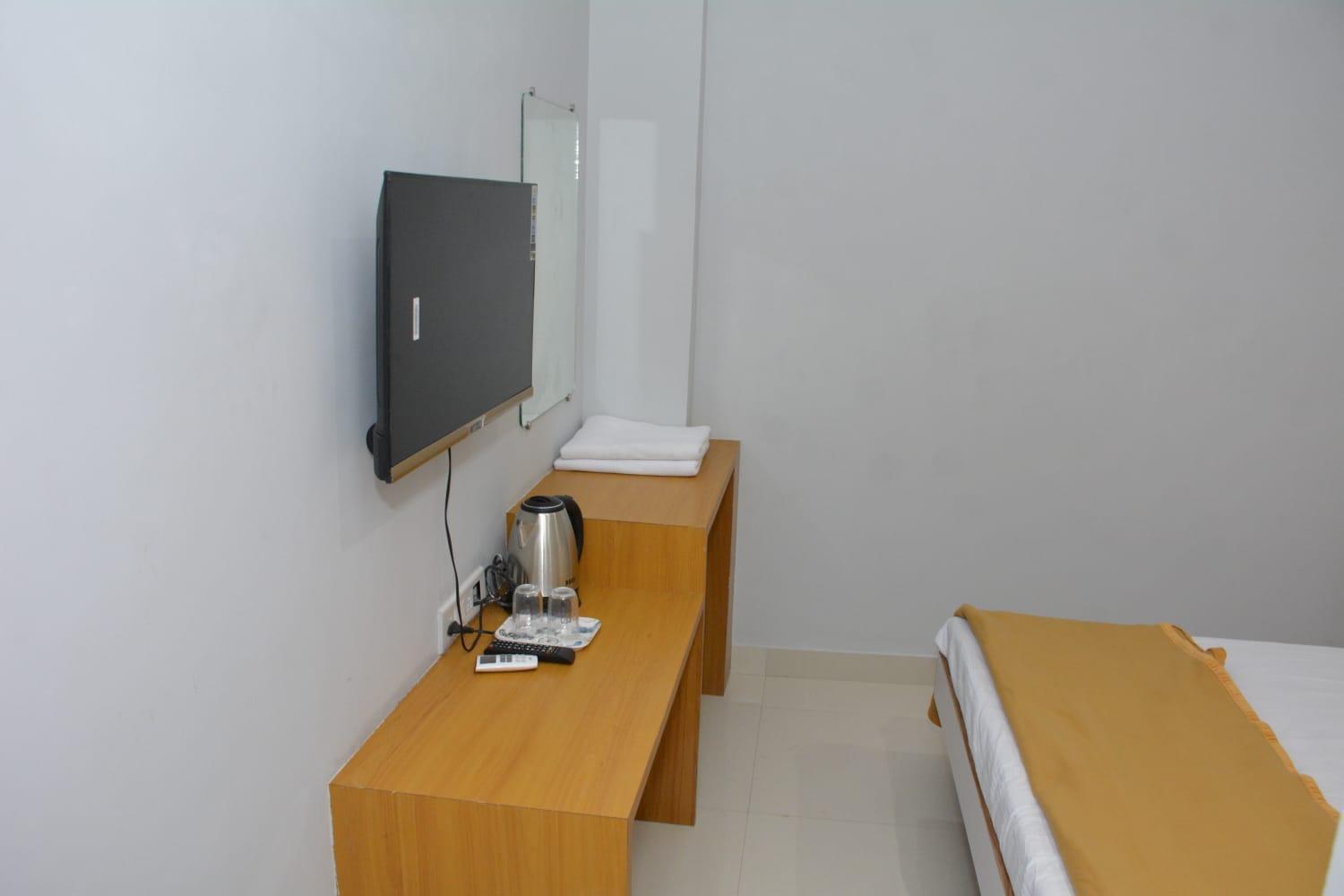 Vivanta Inn Lodge, סולאפור מראה חיצוני תמונה