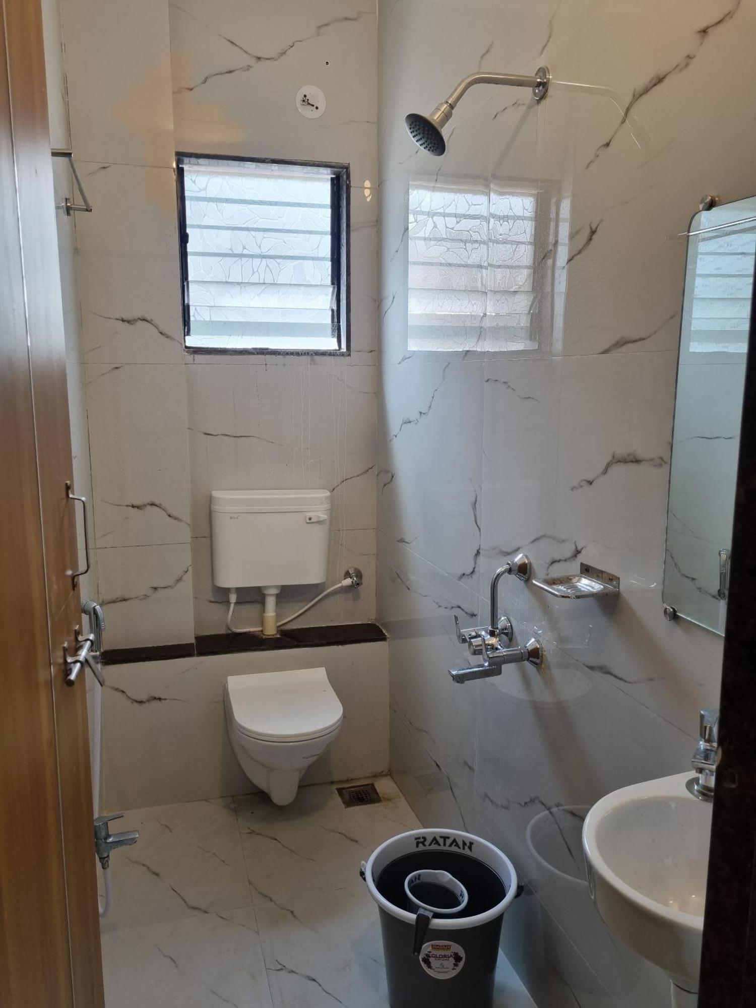 Vivanta Inn Lodge, סולאפור מראה חיצוני תמונה